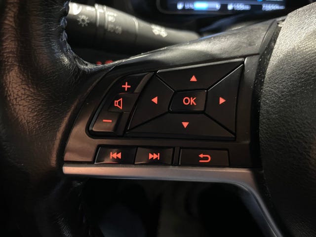 2020 NISSAN LEAF - 27