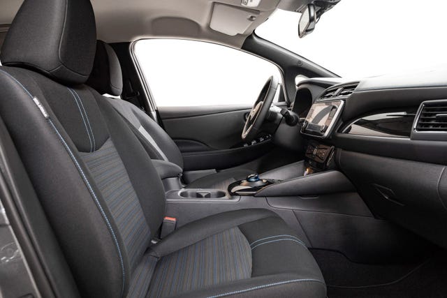 2022 NISSAN LEAF - 9