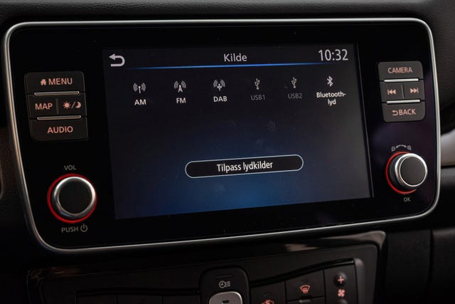 2022 NISSAN LEAF - 24