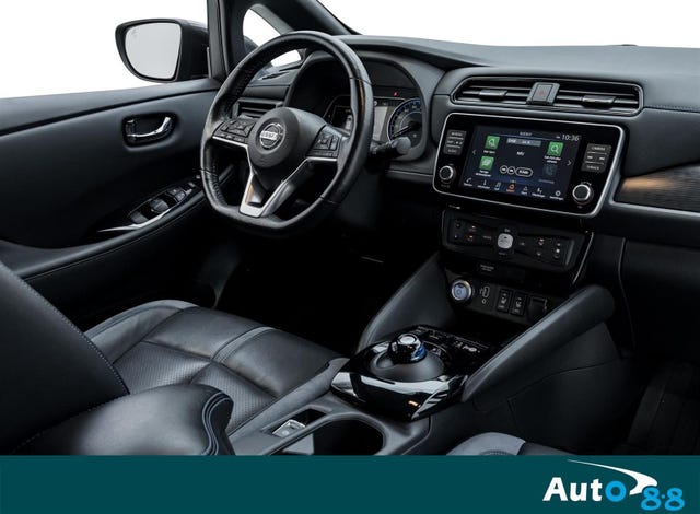 2020 NISSAN LEAF - 25