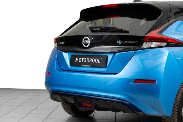 2022 NISSAN LEAF - 8