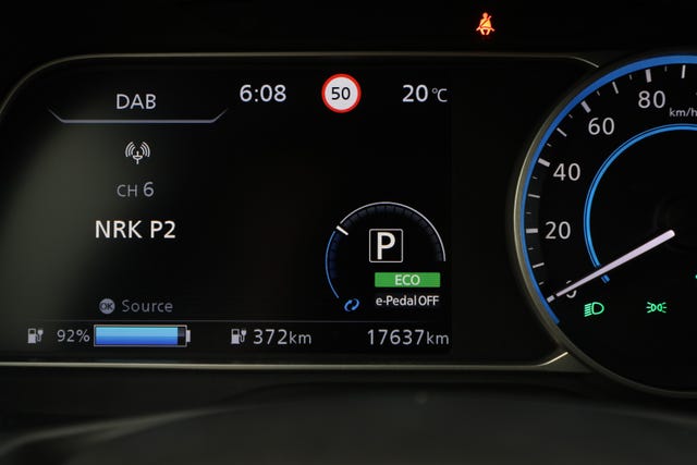 2019 NISSAN LEAF - 31