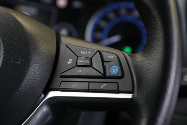 2019 NISSAN LEAF - 16