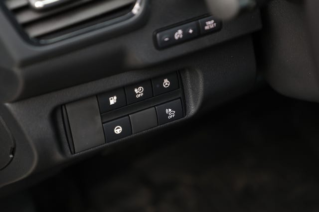 2019 NISSAN LEAF - 25