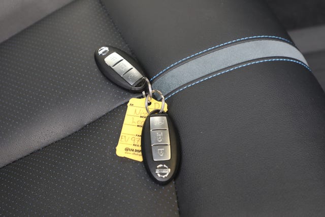 2019 NISSAN LEAF - 32