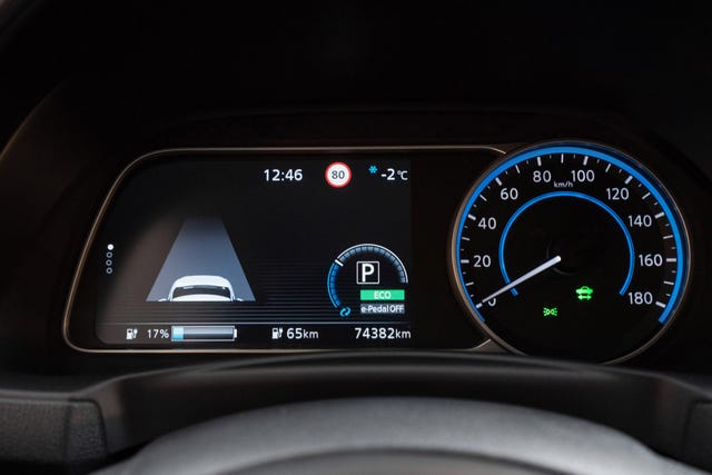 2020 NISSAN LEAF - 18