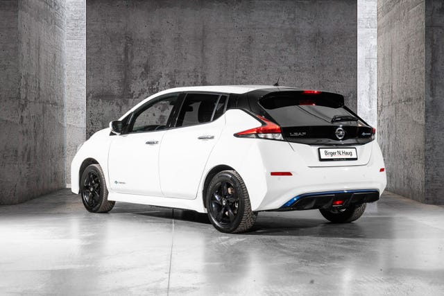 SJNFAAZE1U0103861 2020 NISSAN LEAF-2