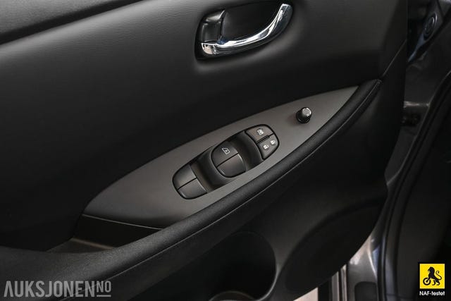 2022 NISSAN LEAF - 8
