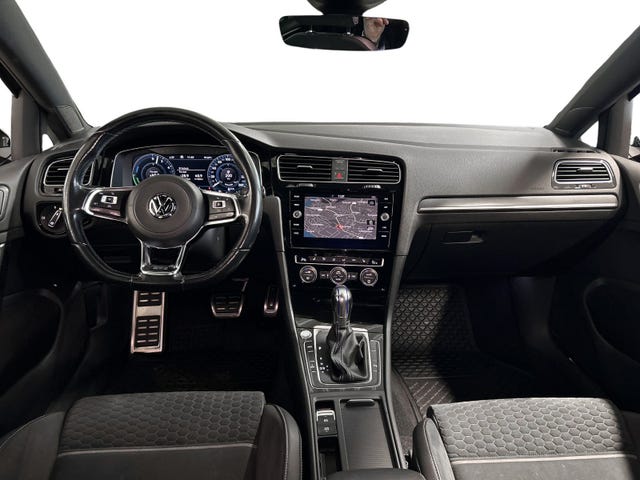2018 VOLKSWAGEN GOLF - 7
