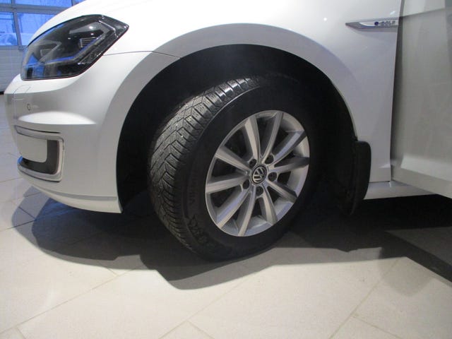 2019 VOLKSWAGEN GOLF - 14