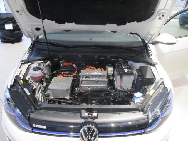 2019 VOLKSWAGEN GOLF - 13