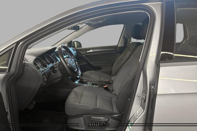 2019 VOLKSWAGEN GOLF - 10