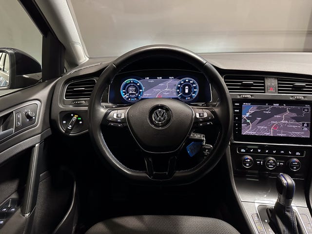 2018 VOLKSWAGEN GOLF - 17