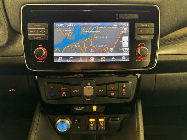 2018 NISSAN LEAF - 14