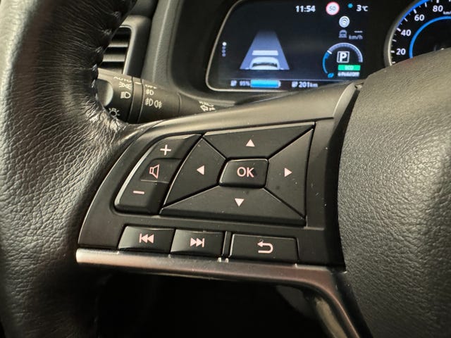 2018 NISSAN LEAF - 23