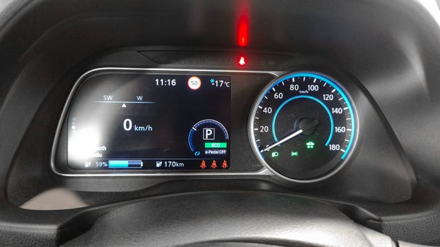 2020 NISSAN LEAF - 14
