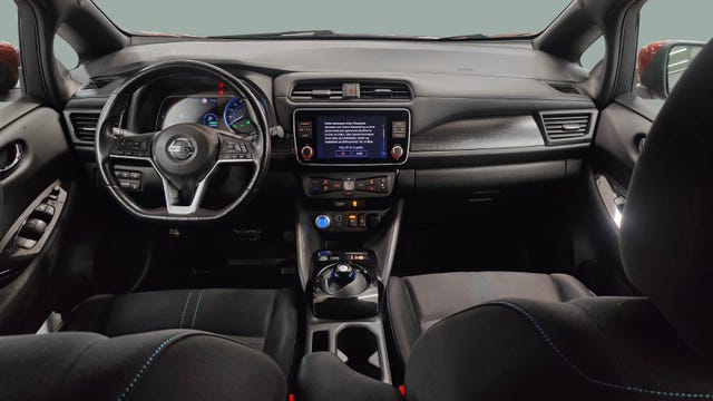 2020 NISSAN LEAF - 12