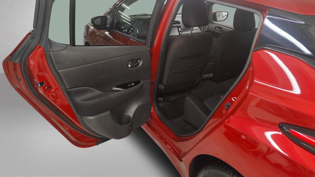 2020 NISSAN LEAF - 18