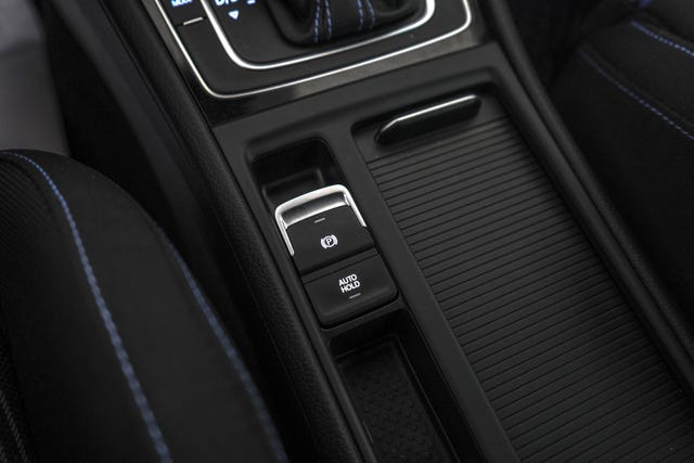 2019 VOLKSWAGEN GOLF - 31