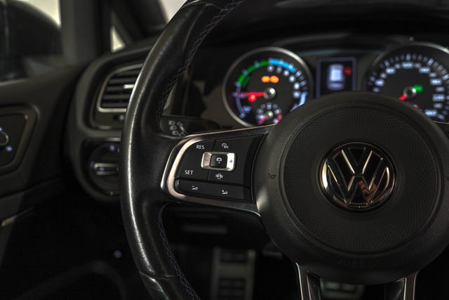 2019 VOLKSWAGEN GOLF - 21