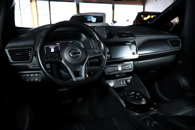 2018 NISSAN LEAF - 15