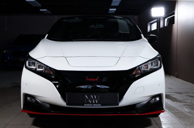 2018 NISSAN LEAF - 8