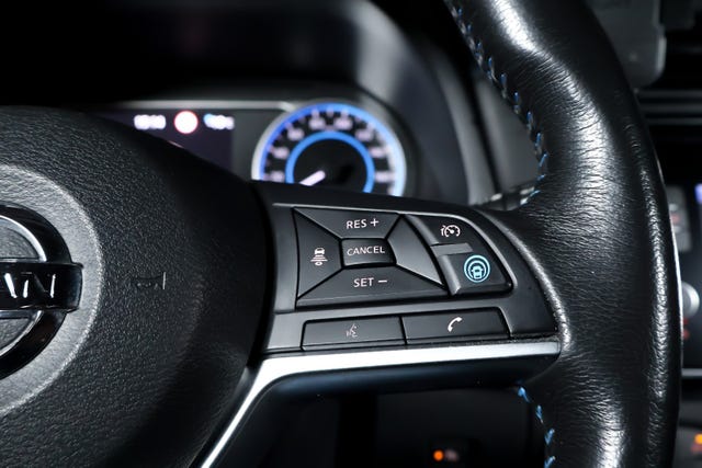 2018 NISSAN LEAF - 23