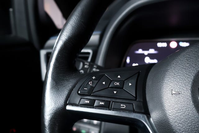 2018 NISSAN LEAF - 24