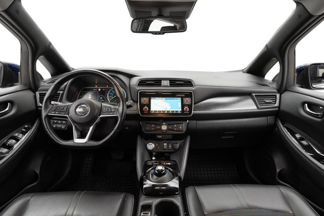 2018 NISSAN LEAF - 22