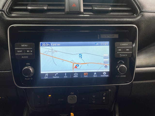 2018 NISSAN LEAF - 8