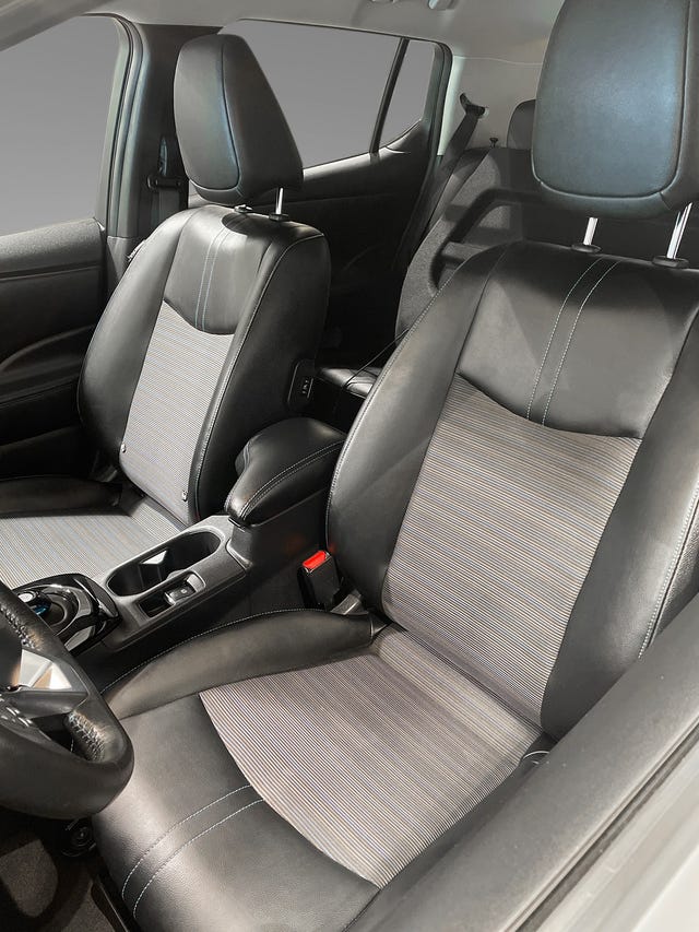 2018 NISSAN LEAF - 14