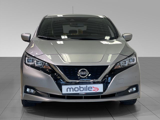 SJNFAAZE1U0031587 2018 NISSAN LEAF-2