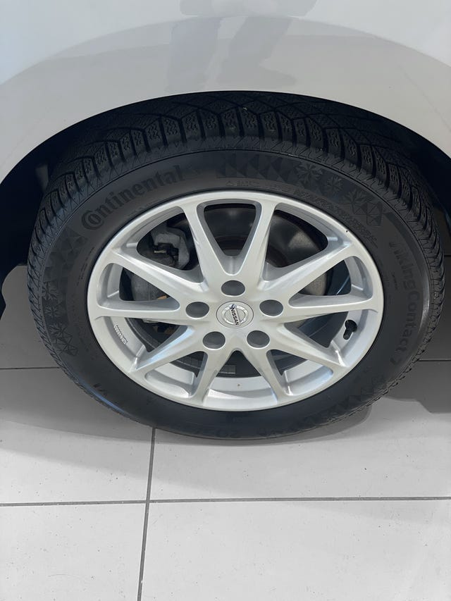 2018 NISSAN LEAF - 15