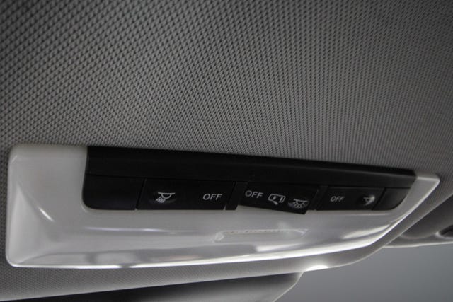 2018 NISSAN LEAF - 35
