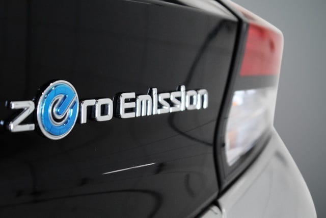2018 NISSAN LEAF - 8