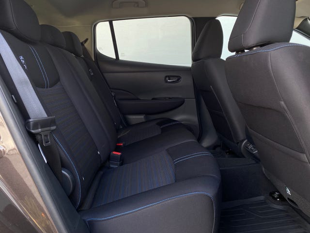 2020 NISSAN LEAF - 33