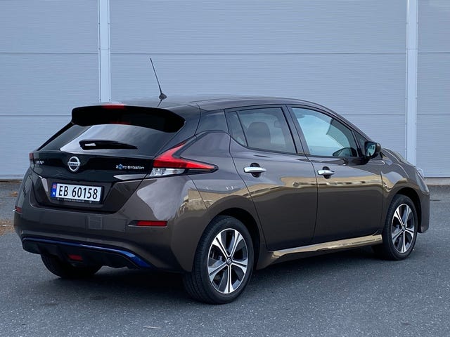 2020 NISSAN LEAF - 12