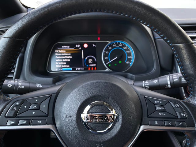 2020 NISSAN LEAF - 18