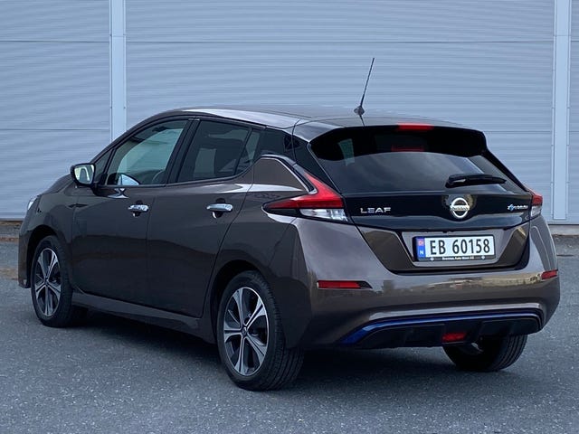2020 NISSAN LEAF - 8