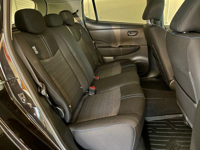 2018 NISSAN LEAF - 24