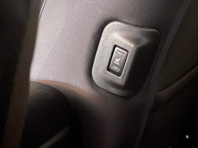 2018 NISSAN LEAF - 23