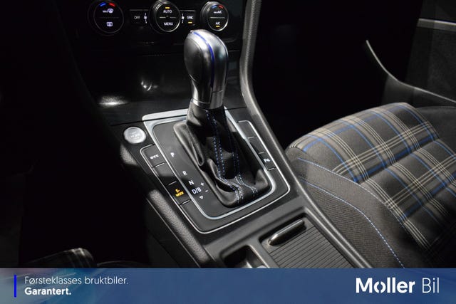2015 VOLKSWAGEN GOLF - 16