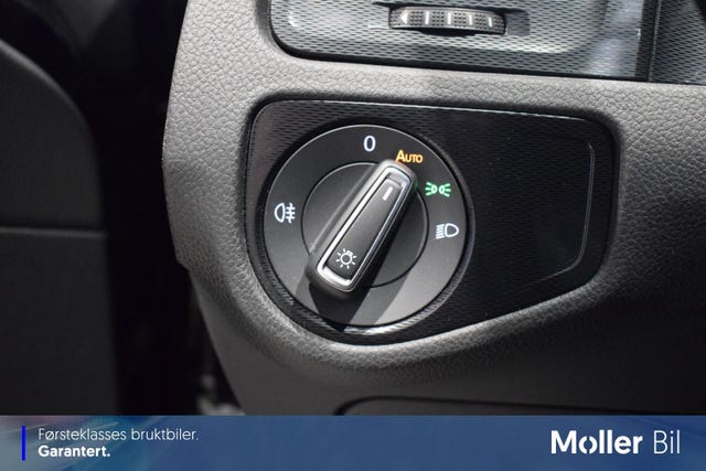2015 VOLKSWAGEN GOLF - 8