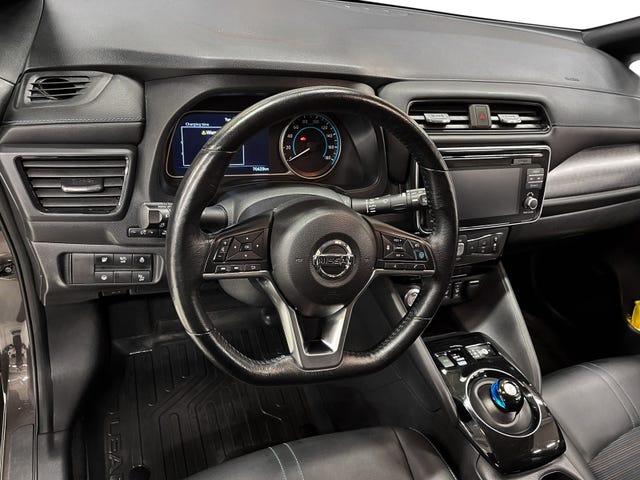 2018 NISSAN LEAF - 8