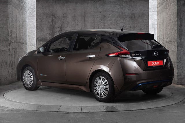 SJNFAAZE1U0002522 2018 NISSAN LEAF-3