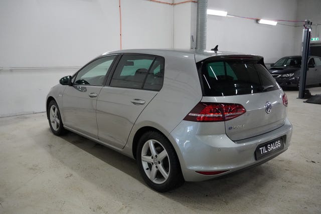 WVWZZZAUZFW908917 2015 VOLKSWAGEN GOLF-3