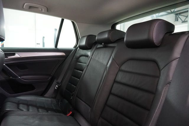 2015 VOLKSWAGEN GOLF - 20