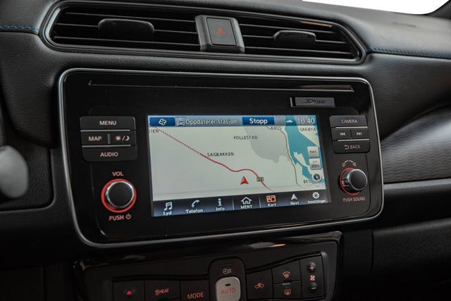 2019 NISSAN LEAF - 18