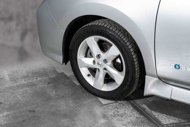 2019 NISSAN LEAF - 9