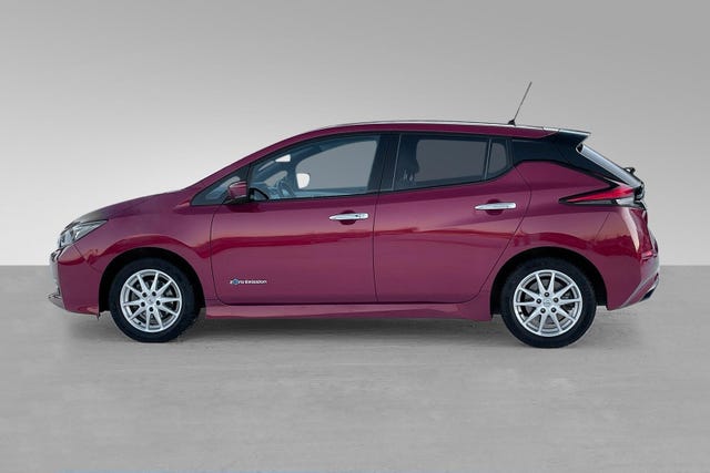 SJNFAAZE1U0024694 2018 NISSAN LEAF-5